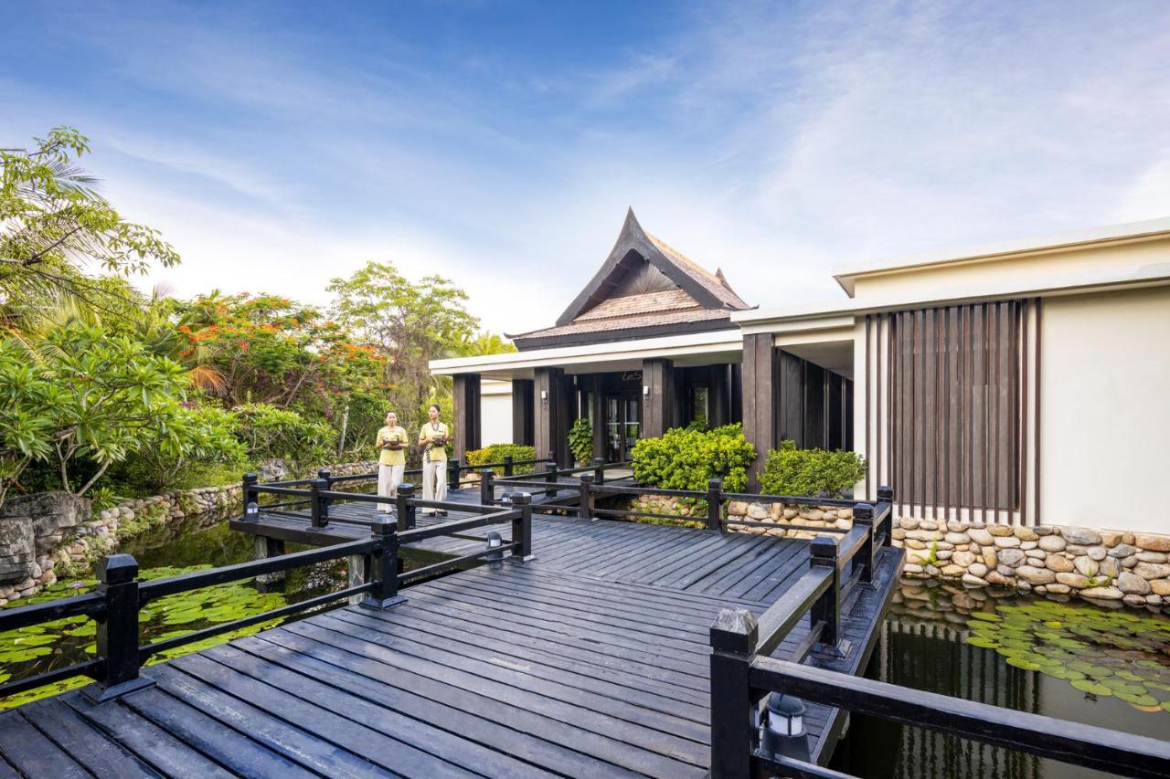 Pullman Yalong Bay & Hotel 5*