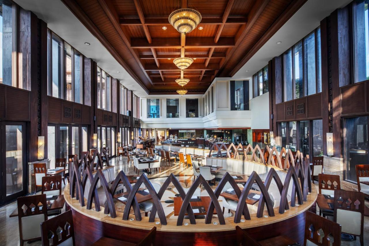 Pullman Yalong Bay & Hotel