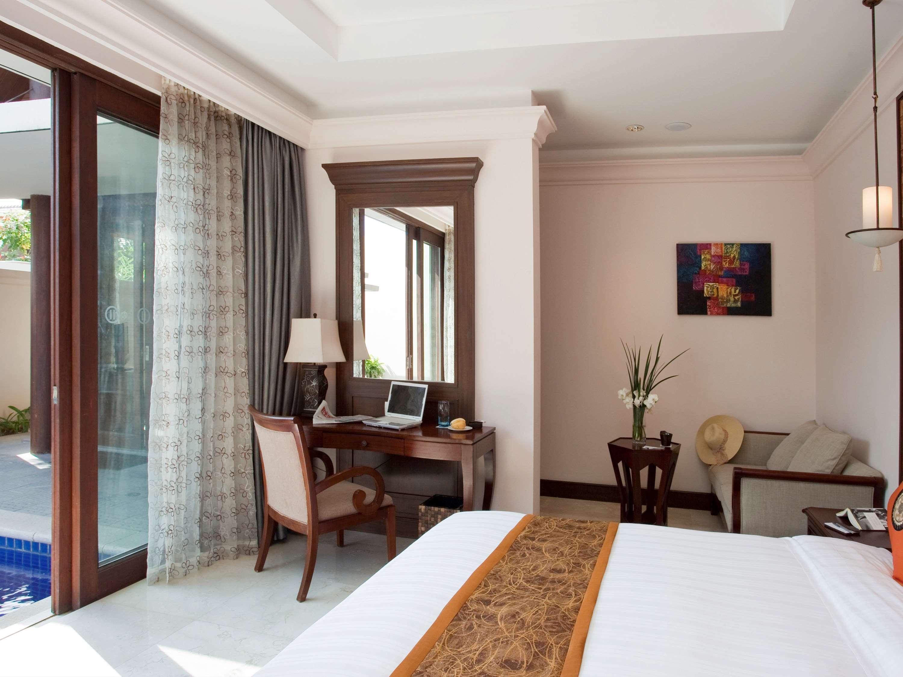 Pullman Yalong Bay & Hotel 5*