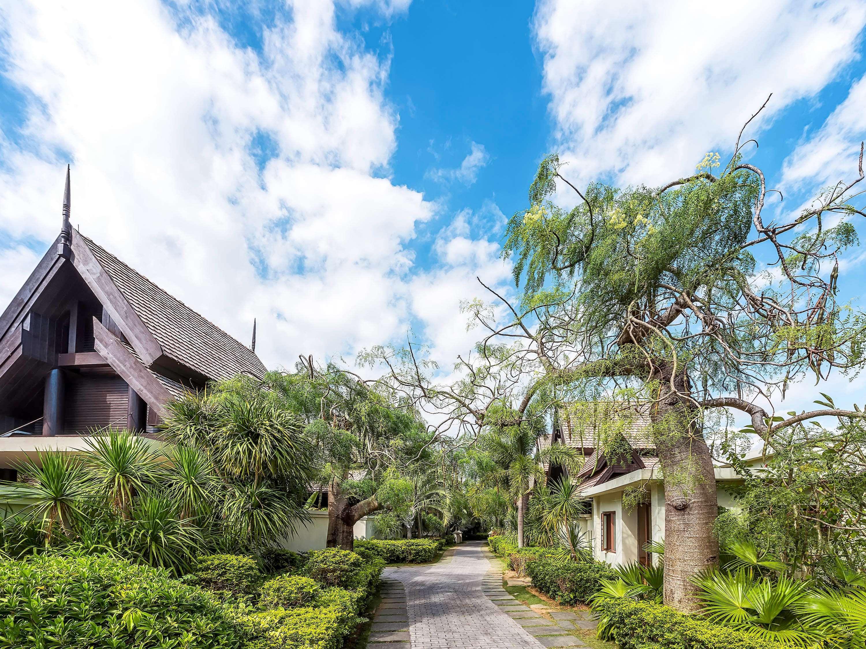 Pullman Yalong Bay & 5*