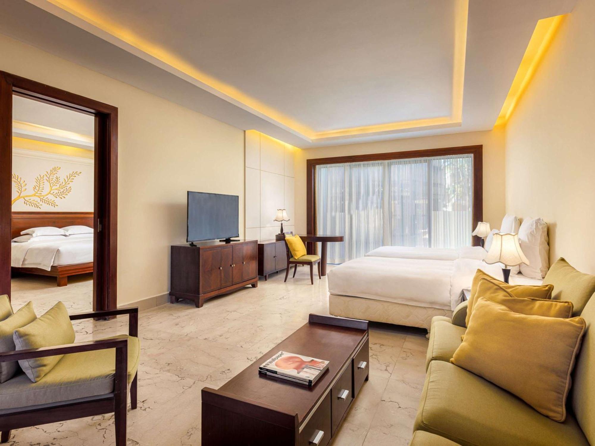 Pullman Yalong Bay & Hotel 5*
