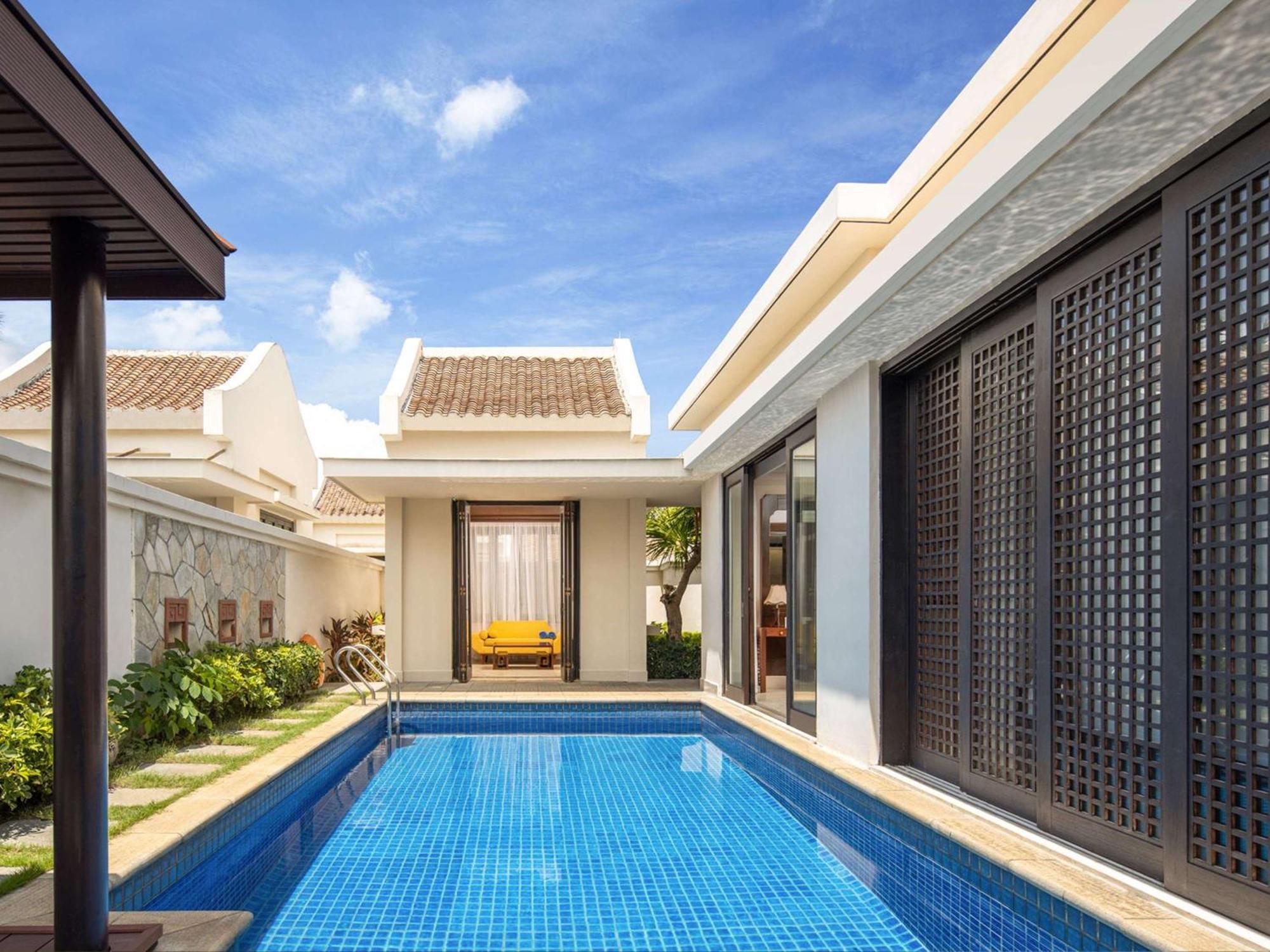 Pullman Yalong Bay & Hotel