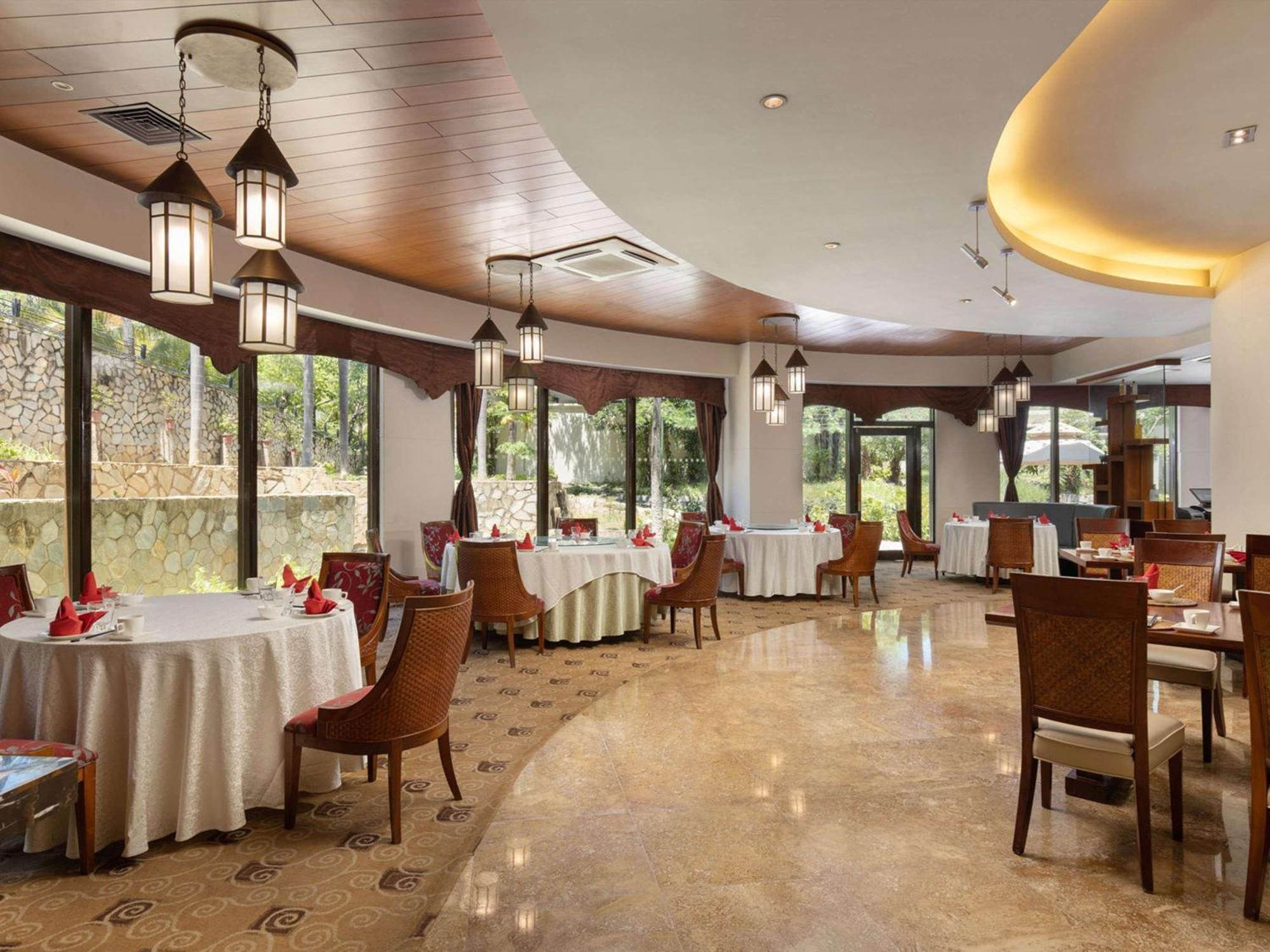 Pullman Yalong Bay & Hotel Sanya